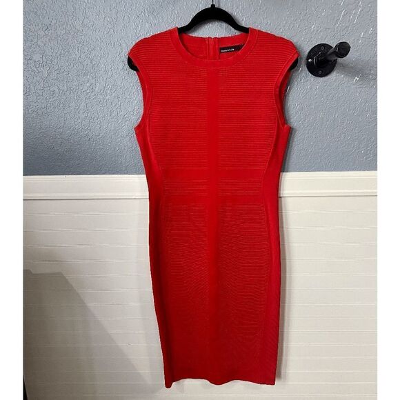 Karen Millen Women's Crew Neck Sleeveless Sheath Dress Red - Picture 1 of 11